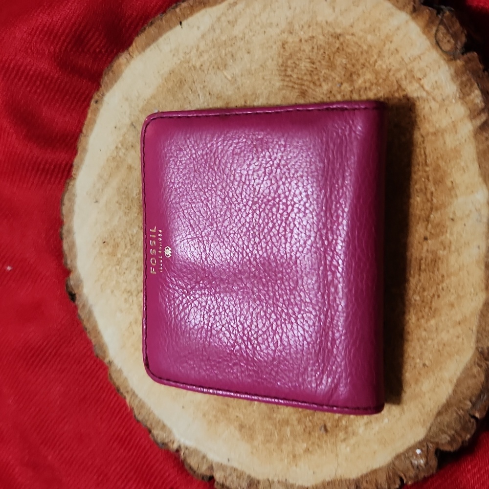Fossil wallet